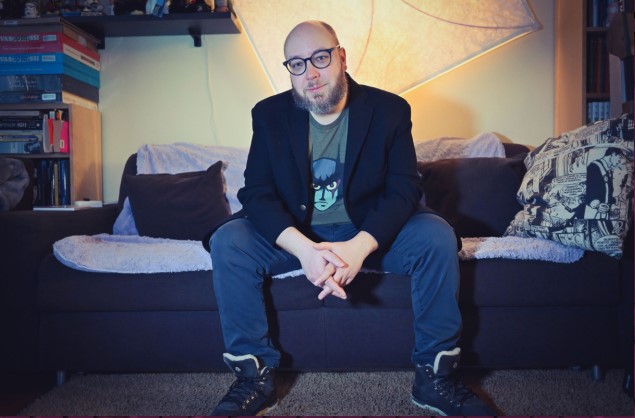 Questa immagine ha l'attributo alt vuoto; il nome del file è MARLBORO-ROSSE-MORBIDE-le-poesie-damore-di-Francesco-Verni-illustrate-da-Milo-Manara-per-la-casa-edi.jpg